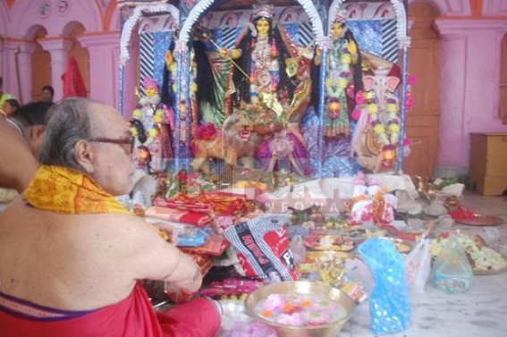 Tripura,Bengal celebrate Mahanavami with community feasts : Durga Puja ends on Tuesday